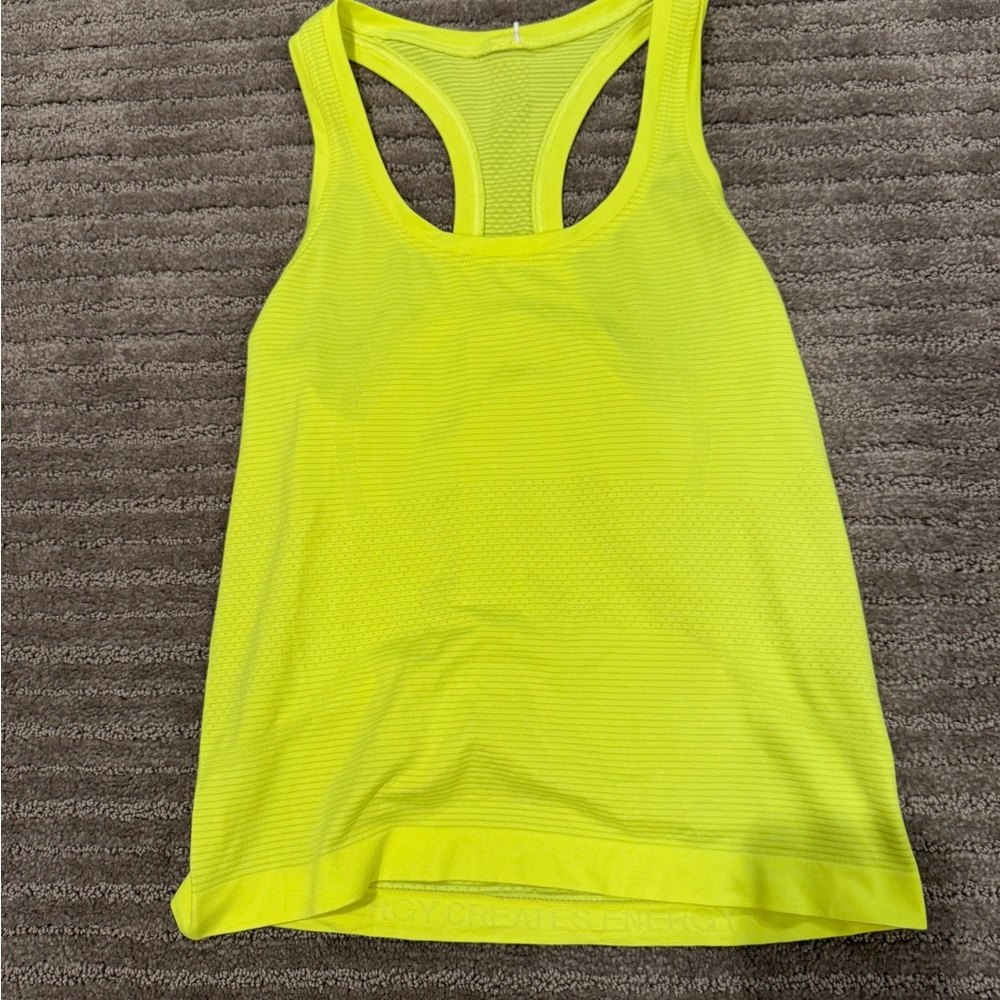 Lululemon tank top size 4